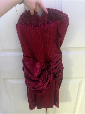 Windsor | Dresses | Larsa Formal Velvet And Lace Mermaid Dress | Poshmark Windsor | Dresses | Larsa Formal Velvet And Lace Mermaid Dress | Poshmark